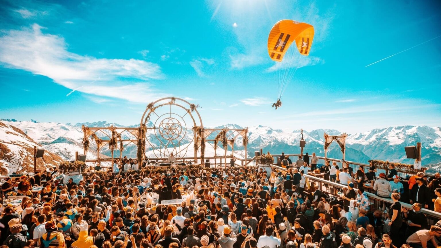 Tomorrowland Winter 2024 : Les dernières places sont disponibles ! Tomorrowalnd-Winter-Alpes-d'Huez-2