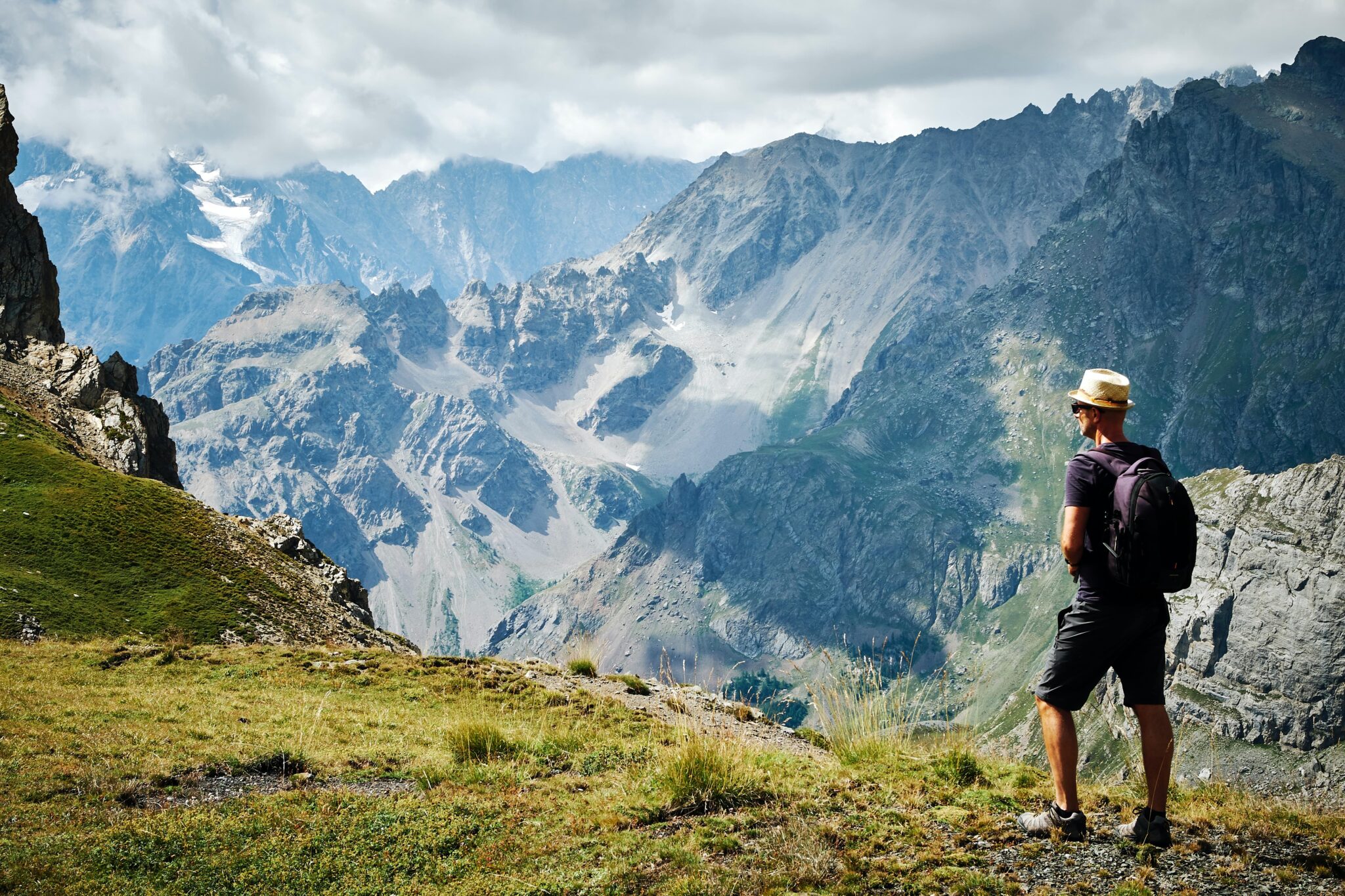 Tourisme-fréquentation-record-été-montagnes-France-min