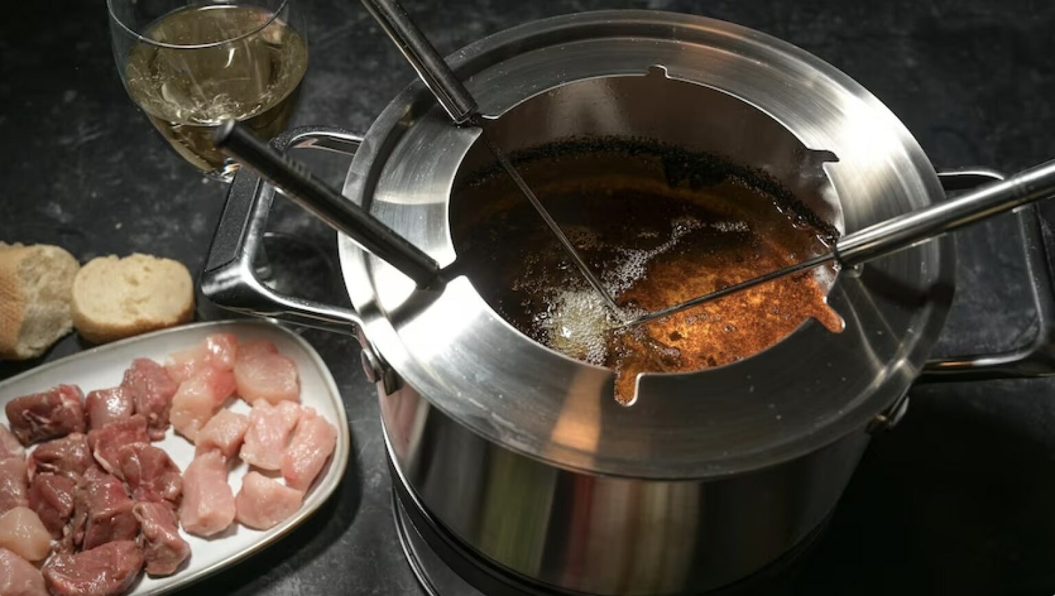 Recette : Quelles viandes pour une fondue bourguignonne ? Quelles-viandes-fondue-bourguignonne-recette