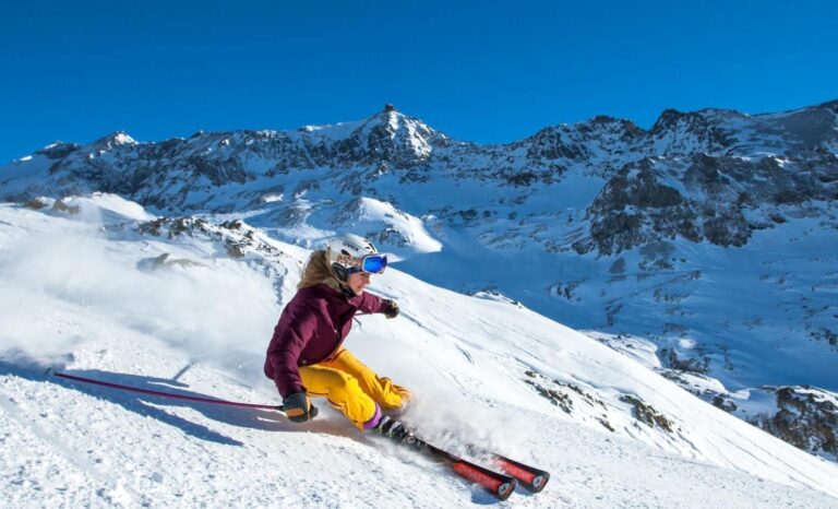 Top-5-Pistes-ski-mythiques-France-Alpe-d-Huez--min