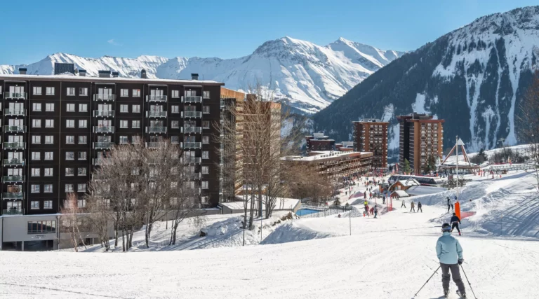 Le-Corbier-classement-Top-10-stations-Ski-reservees