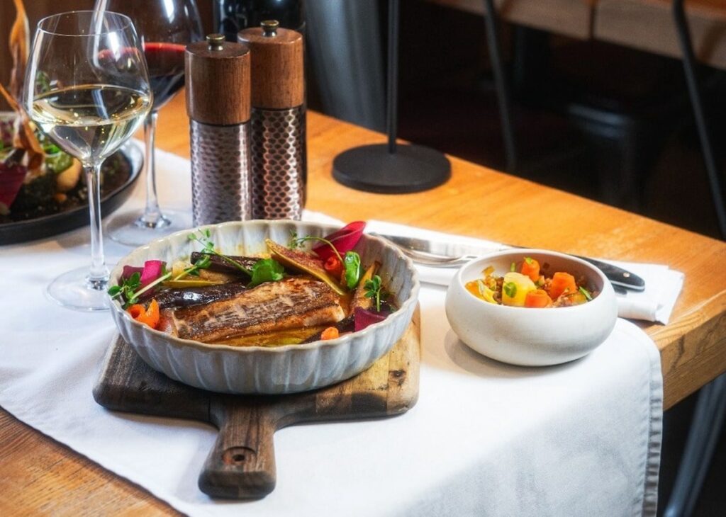 Où manger cet été aux 2 Alpes ? Zoom sur les restaurants incontournables de la station 2-Alpes-ou-manger-été
