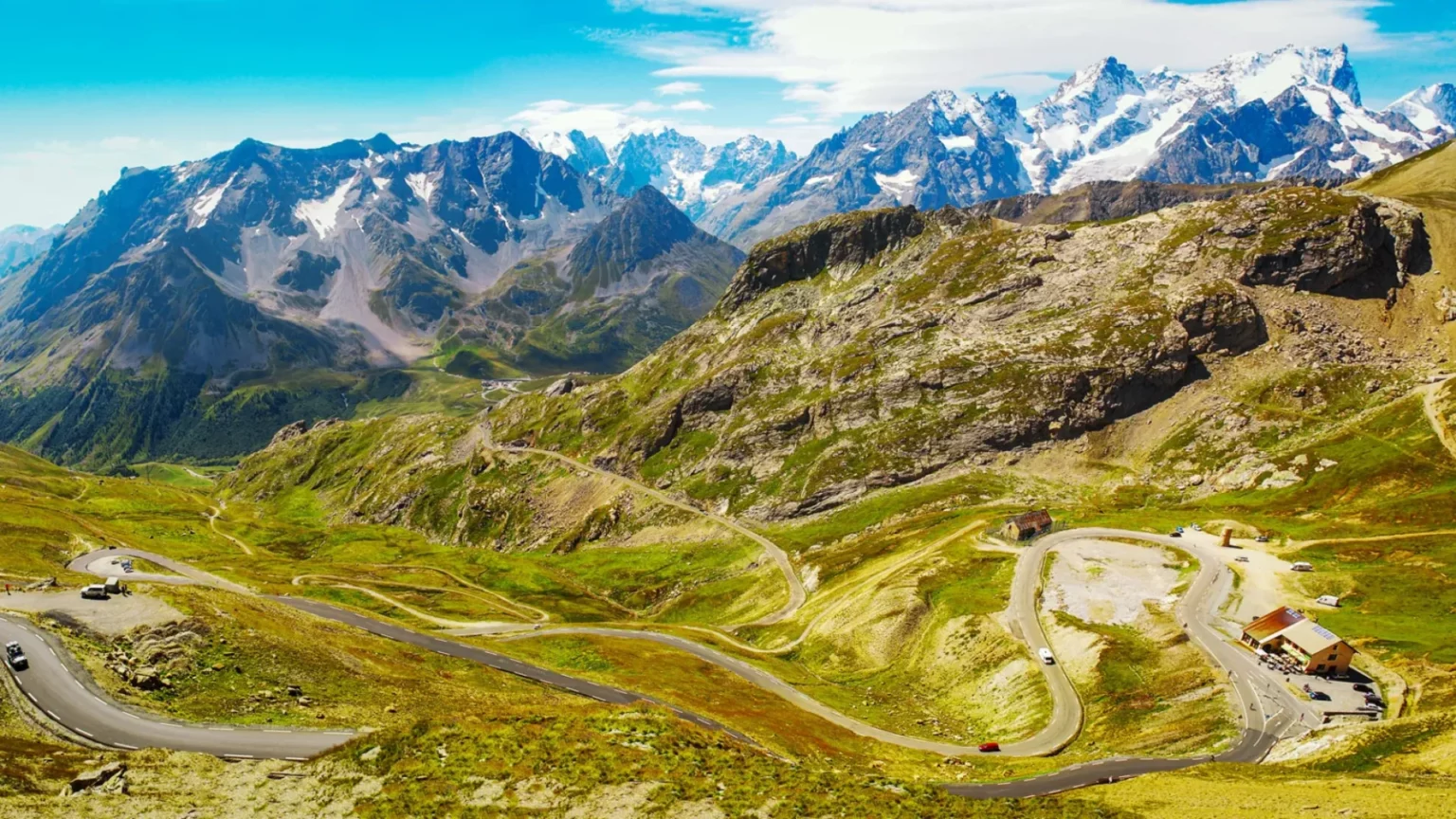 Alps: discover the opening dates for the major passes Cols-Alpes-Opening