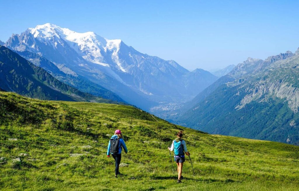 When the mountains dethrone the sea: discover the top destination for summer 2025 Hike to Albert 1er OT Chamonix Mont Blanc MR 2352 min
