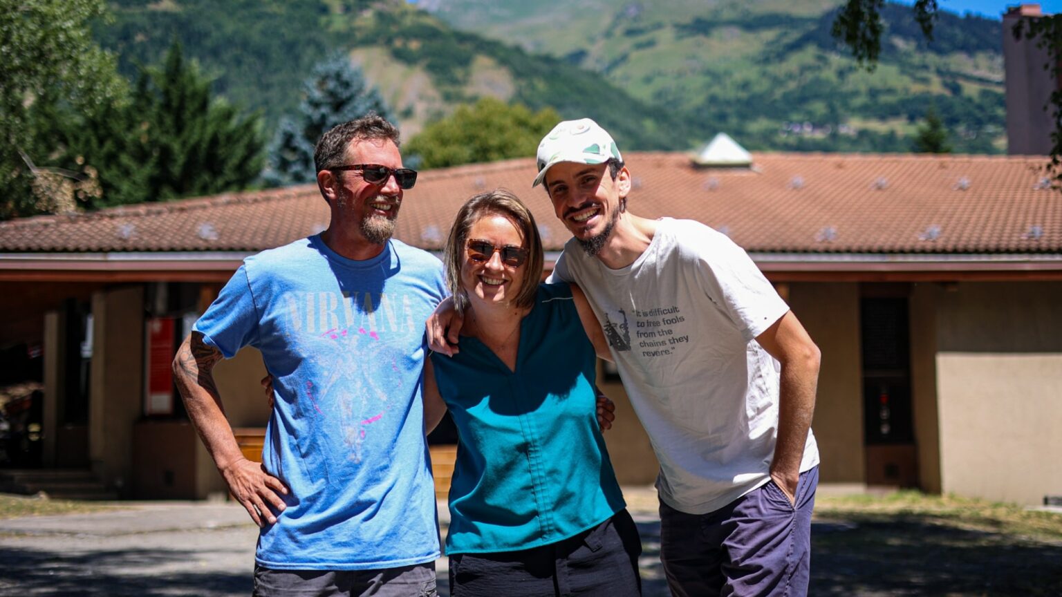 What's this new cultural centre in Bourg Saint Maurice all about? "So that everyone can open the door to have a coffee, discover an artist or take part in a workshop". La Friche Solidaire Bourg Saint Maurice