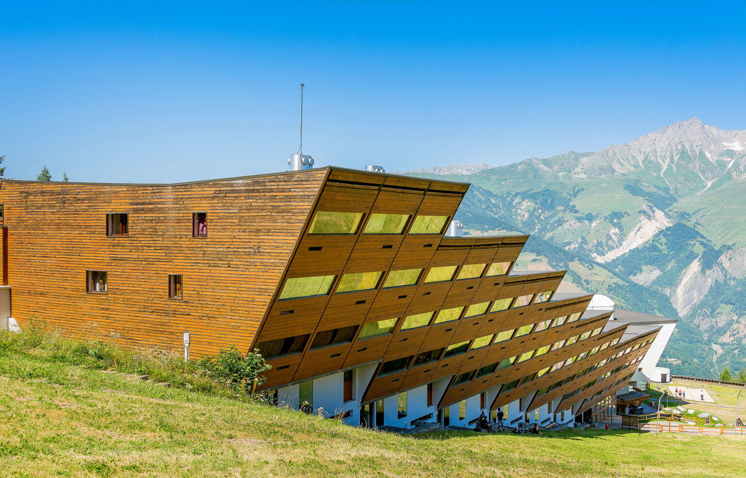 Les Arcs architecture