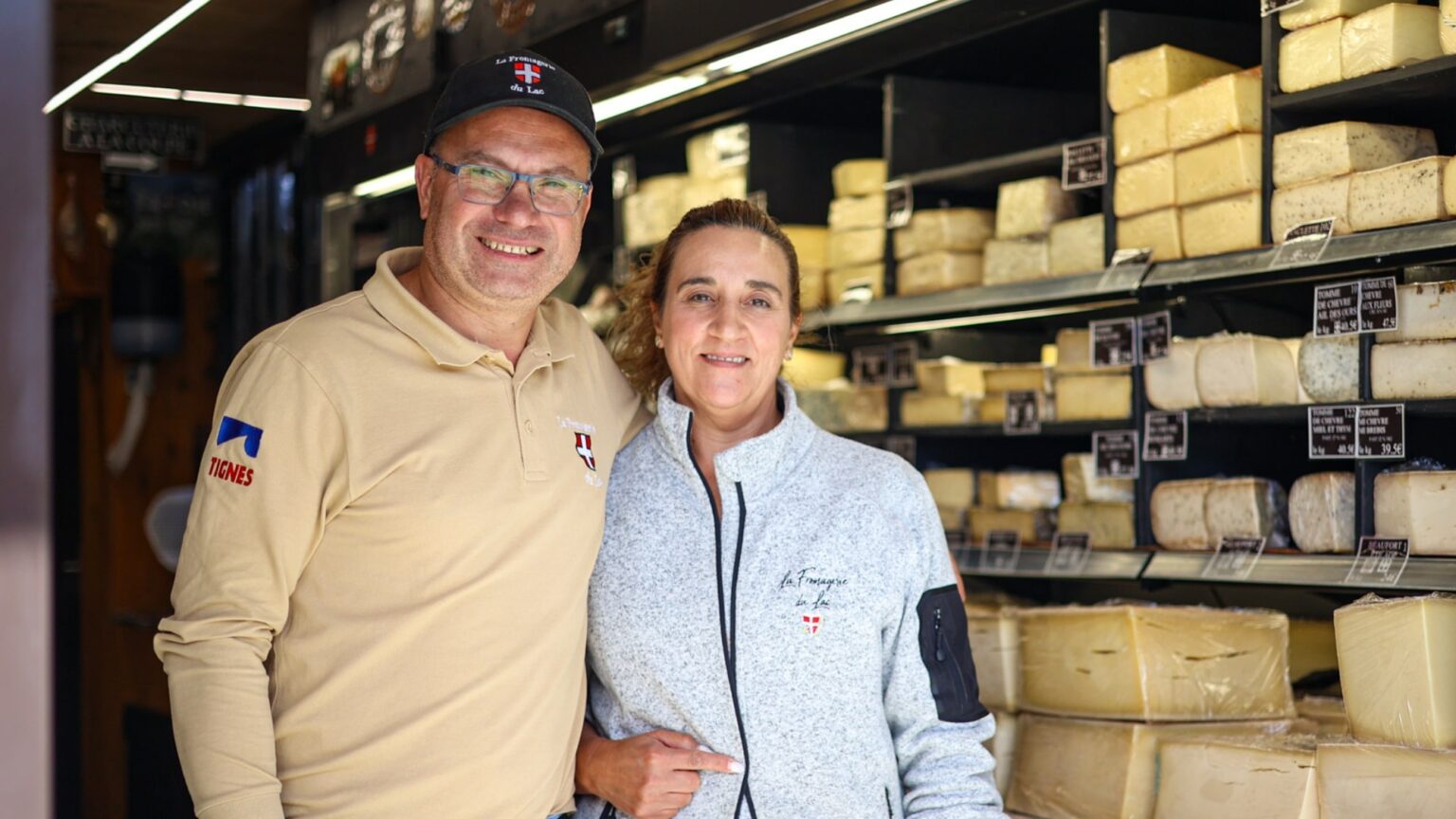 À Tignes, cette fromagerie est le paradis du Beaufort et des spécialités savoyardes La Fromagerie du Lac