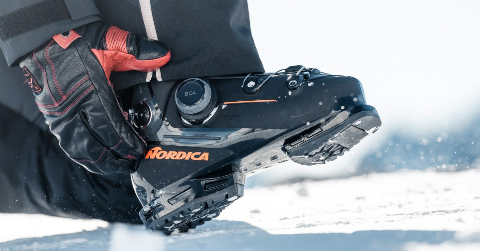 Une nouvelle technologie débarque : notre top 6 des chaussures de ski incontournables cet hiver Une nouvelle technologie debarque notre top 6 des chaussures de ski incontournables cet hiver min