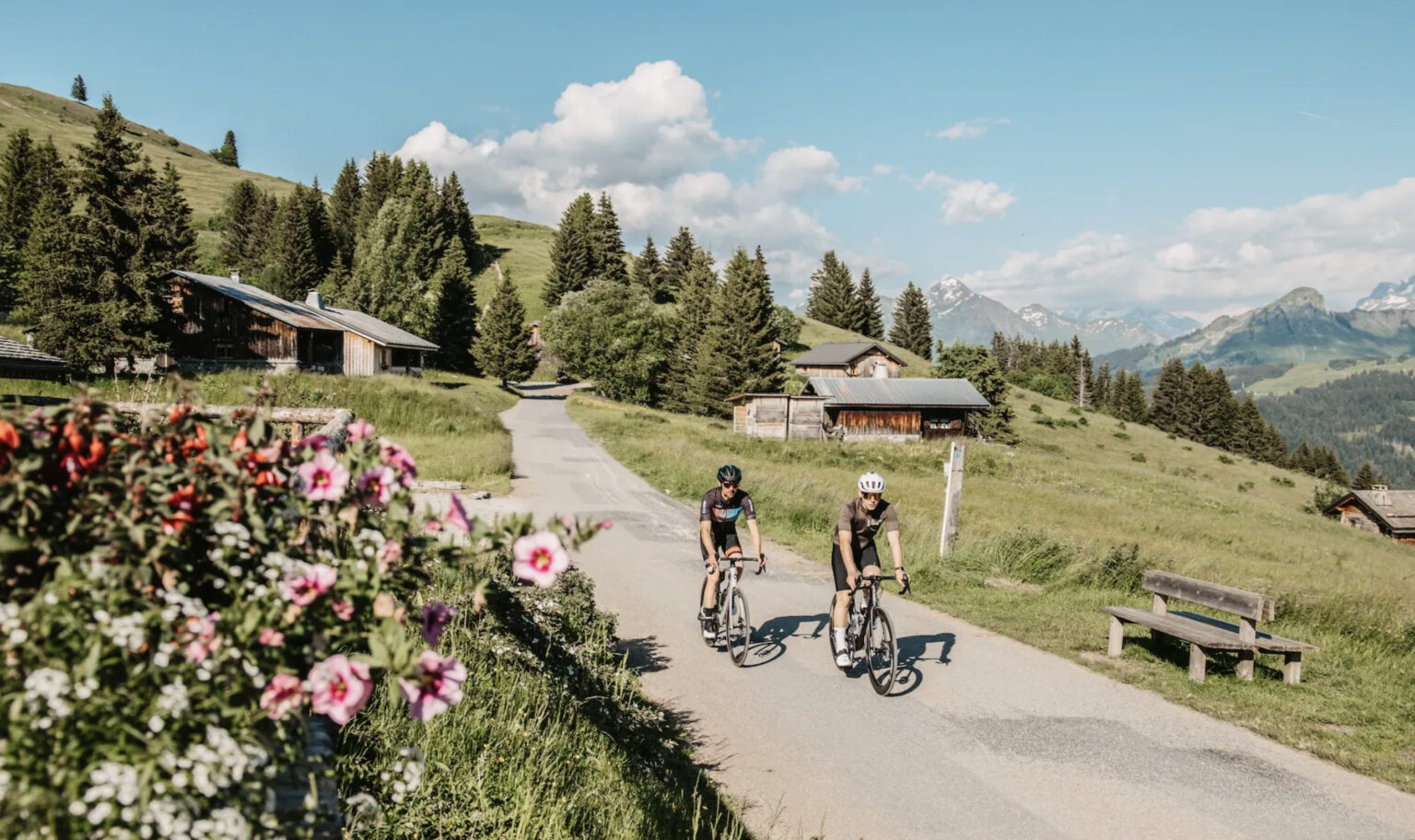 Après 45 ans d’absence, cette course cycliste mythique va faire son grand retour dans les Alpes Grand Prix Cycliste - Les Gets