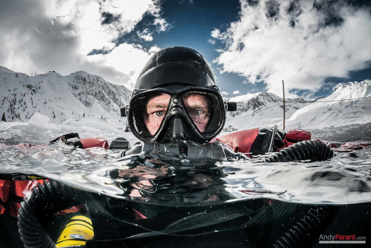 Alban-Michon-sous-la-glace-Tignes